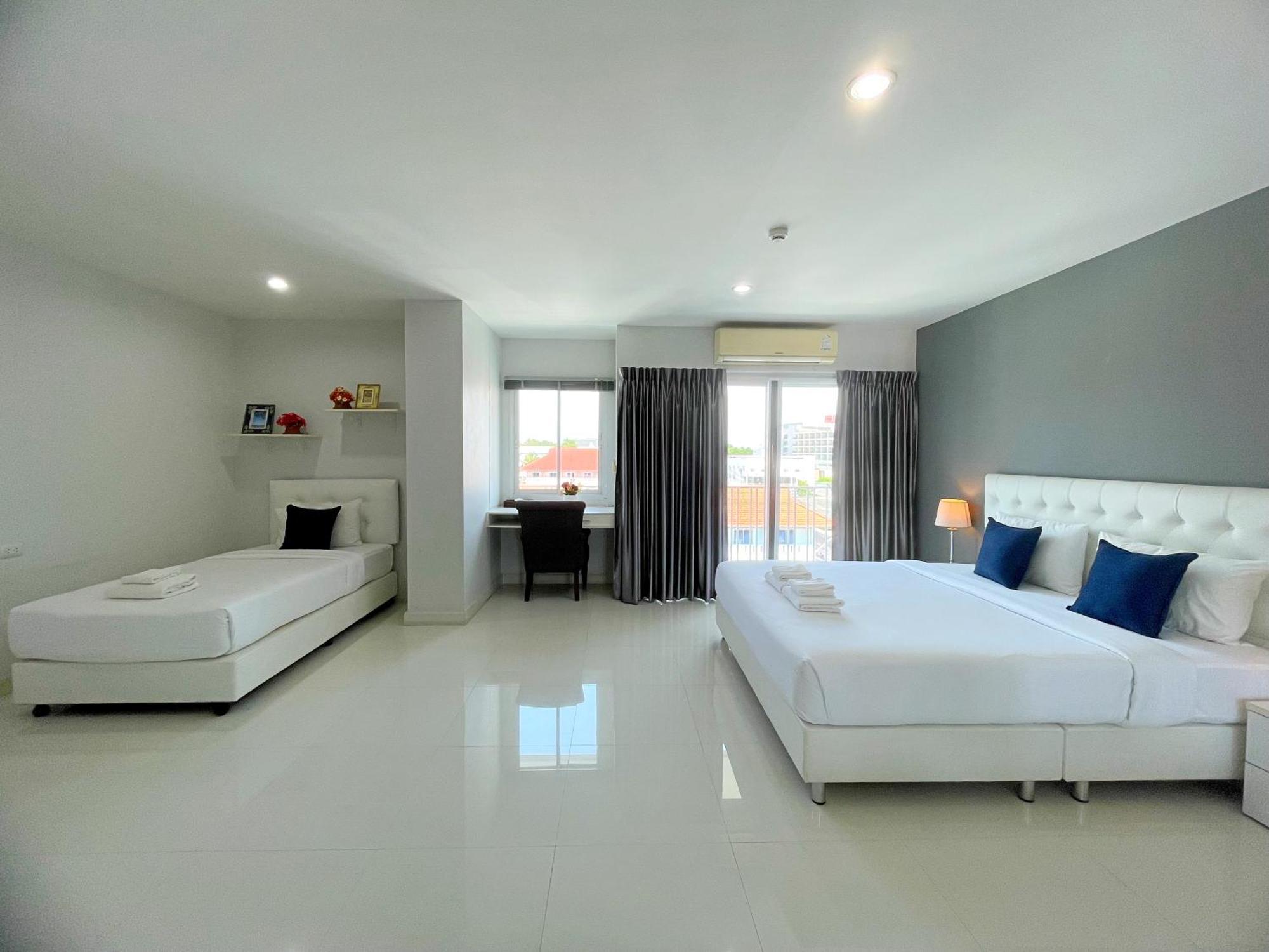 Готель Baan Pattaya By Sabai Номер фото